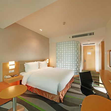 Holiday Inn Express Tangshan Downtown By Ihg Eksteriør bilde