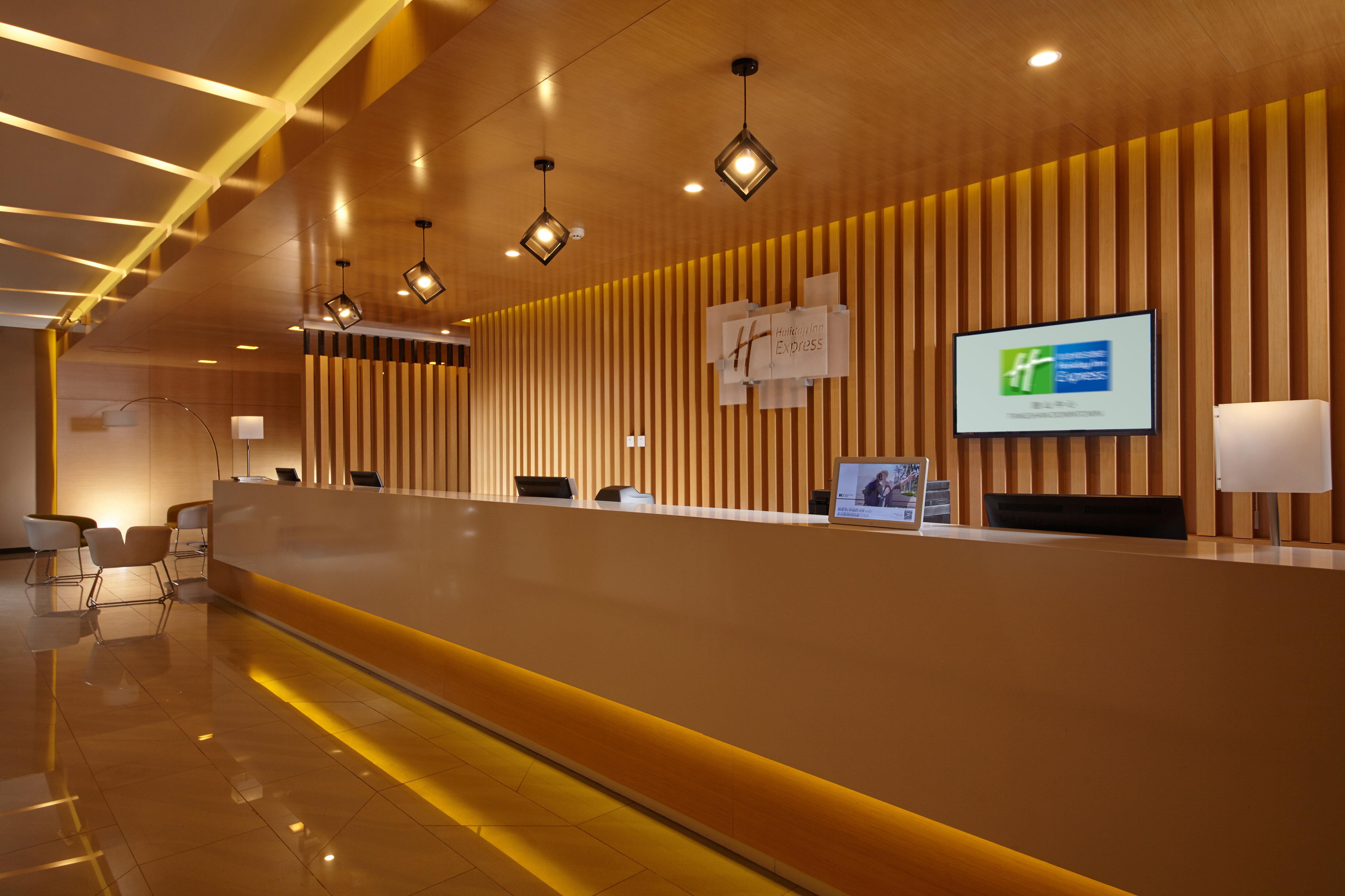 Holiday Inn Express Tangshan Downtown By Ihg Eksteriør bilde